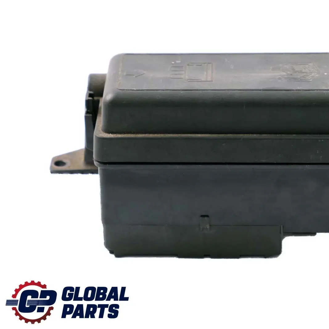 Boite a Fusibles Avant 6113 pour Mini Cooper One R50 R52 R53 1 à propos du numéro de pièce 6906604 Mini Cooper One R50 R52 R53 1 Boite a Fusibles Avant 6113 - SKU 6906604-1 - Numéro de pièce 6906604