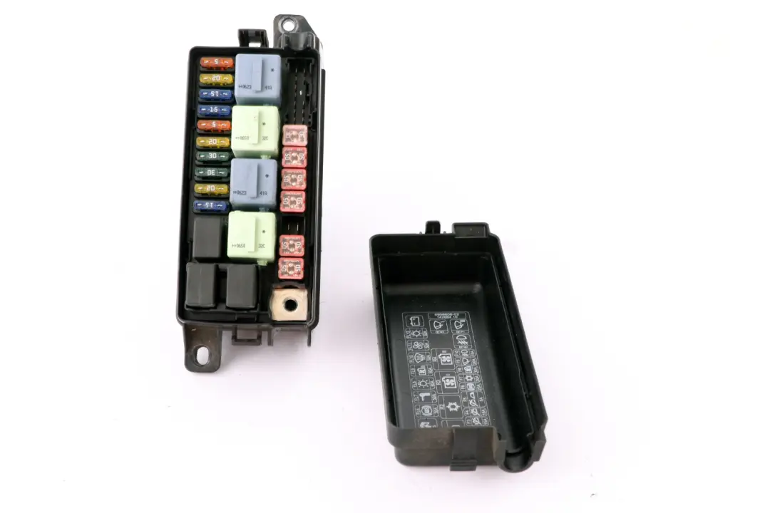 Mini Cooper One R50 R52 R53 Boite a Fusibles Avant 6113 - SKU 6906614 - Numéro de pièce 6906614