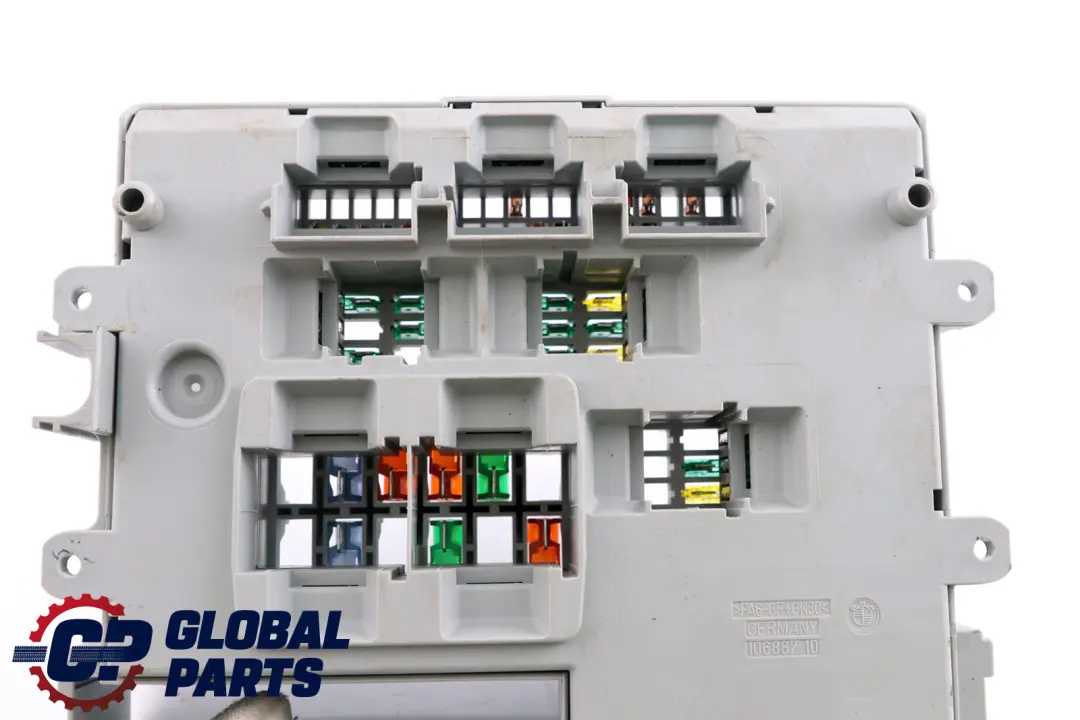 BMW E87 E90 E91 E92 E93 Power Distribution Fuse Box Front - SKU 6906621 - Part number 6906621