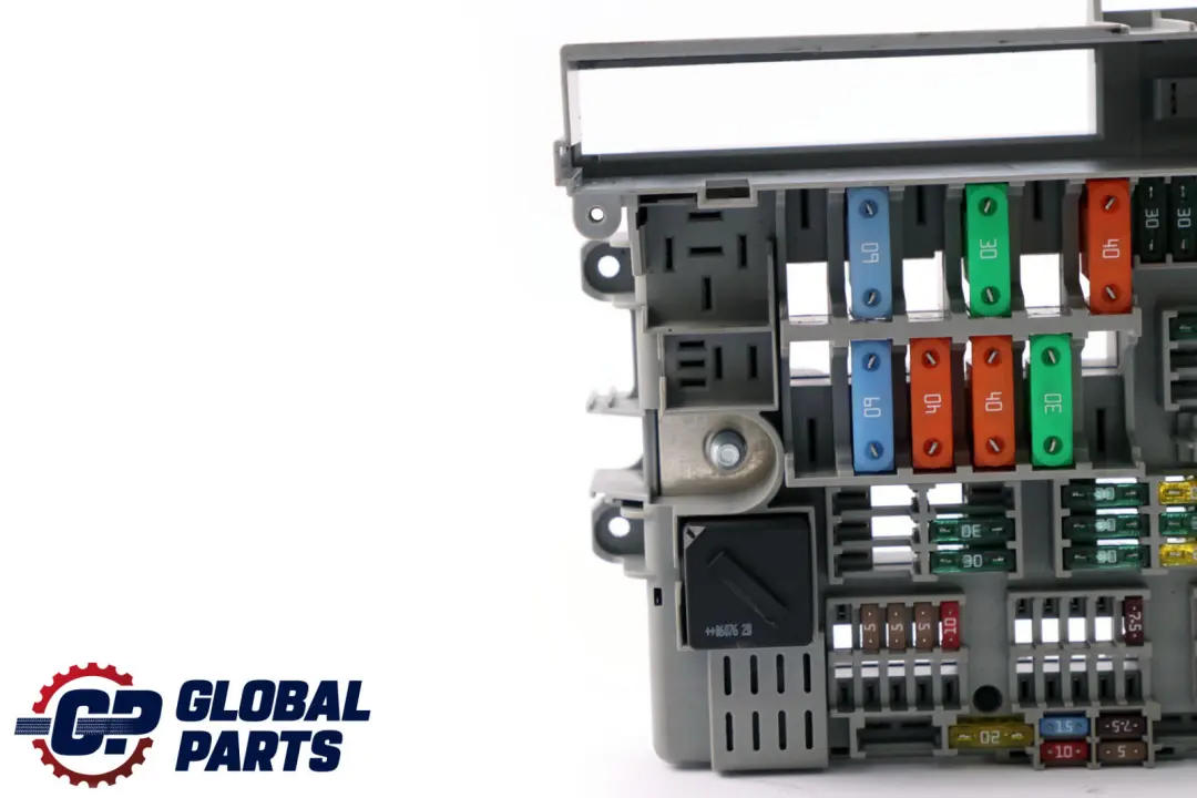 BMW E87 E90 E91 Caja Fusibles Distribucion Energia parte Delantera 690662 - SKU 6906624 - Número de pieza 6906624