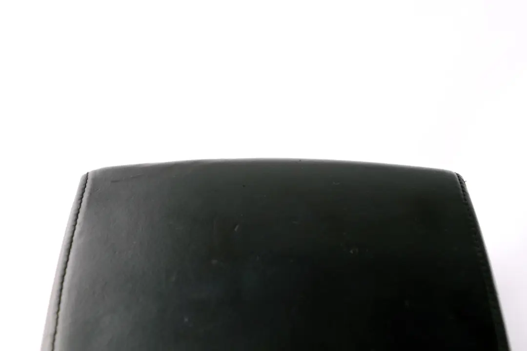 Centre Armrest Motorola V3690 Telephone Leather Black to BMW X5 Series E53 with Part number 6907042 BMW X5 Series E53 Centre Armrest Motorola V3690 Telephone Leather Black - SKU 6907042 - Part number 6907042