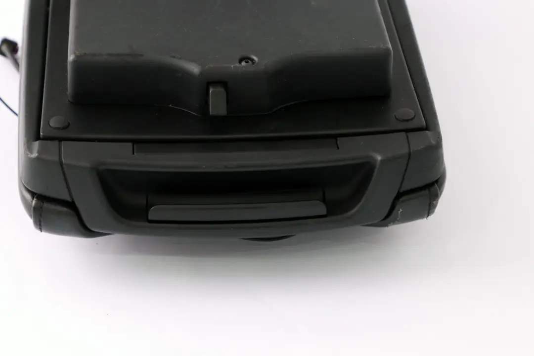 Centre Armrest Motorola V3690 Telephone Leather Black to BMW X5 Series E53 with Part number 6907042 BMW X5 Series E53 Centre Armrest Motorola V3690 Telephone Leather Black - SKU 6907042 - Part number 6907042