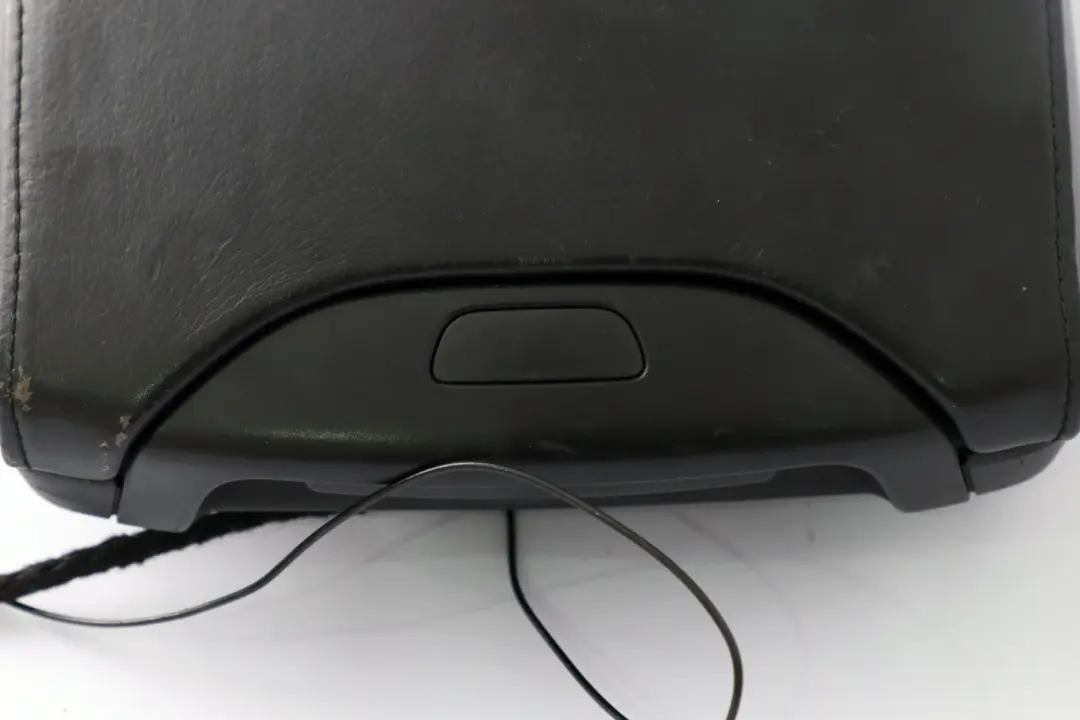 Centre Armrest Motorola V3690 Telephone Leather Black to BMW X5 Series E53 with Part number 6907042 BMW X5 Series E53 Centre Armrest Motorola V3690 Telephone Leather Black - SKU 6907042 - Part number 6907042