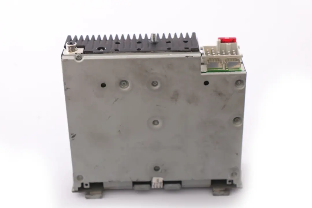 Autoradio BM24 Radio Professional TMC 690713 to BMW 3 X3 X5 Series E46 E53 E83 BMW with Part number 6907130 BMW 3 X3 X5 Series E46 E53 E83 BMW Autoradio BM24 Radio Professional TMC 690713 - SKU 6907130 - Part number 6907130