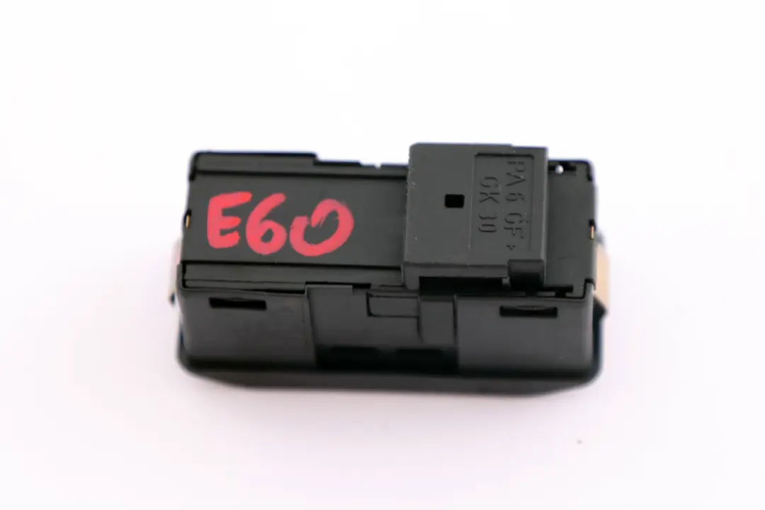 Interrupteur Toit Ouvrant 6131 pour BMW 5 X3 X5 E60 E61 E83 E53 LCI à propos du numéro de pièce 6907288 BMW 5 X3 X5 E60 E61 E83 E53 LCI Interrupteur Toit Ouvrant 6131 - SKU 6907288 - Numéro de pièce 6907288