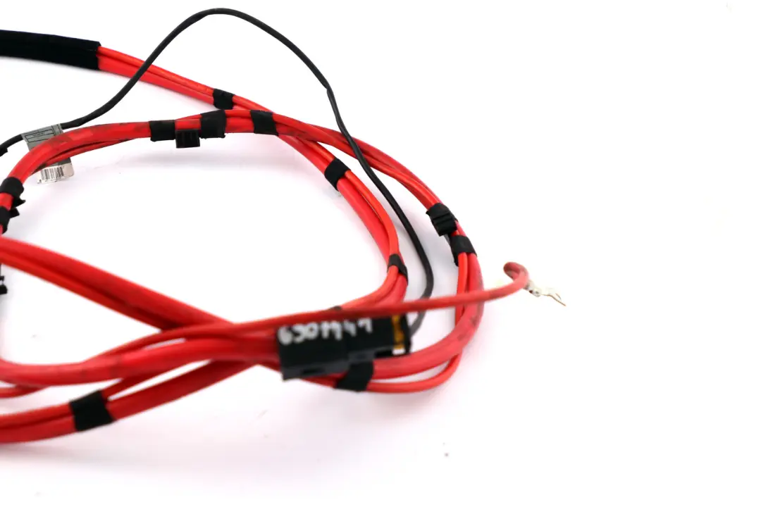 Cable Positive Plus Pole to BMW 3 Series E46 Compact 316ti 318ti Battery with Part number 6907441 BMW 3 Series E46 Compact 316ti 318ti Battery Cable Positive Plus Pole - SKU 6907441 - Part number 6907441