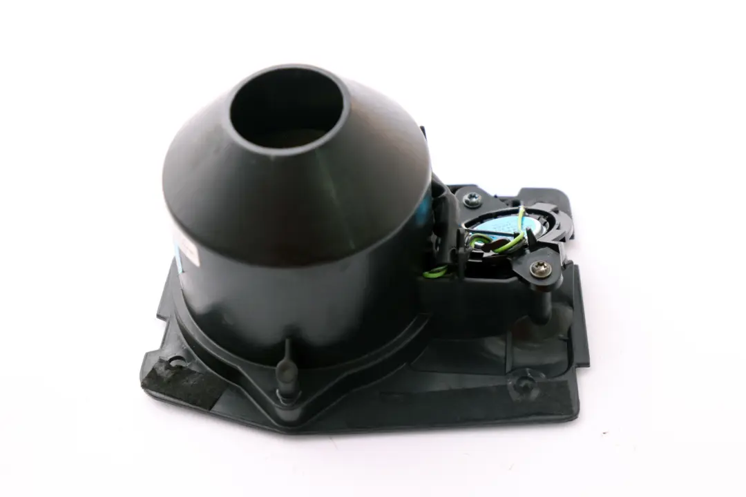 Głośnik lewy HIFI-SYSTEM do BMW E65 E66 E67 o numerze 6907643 BMW E65 E66 E67 Głośnik lewy HIFI-SYSTEM - SKU 6907643 - Numer Części 6907643