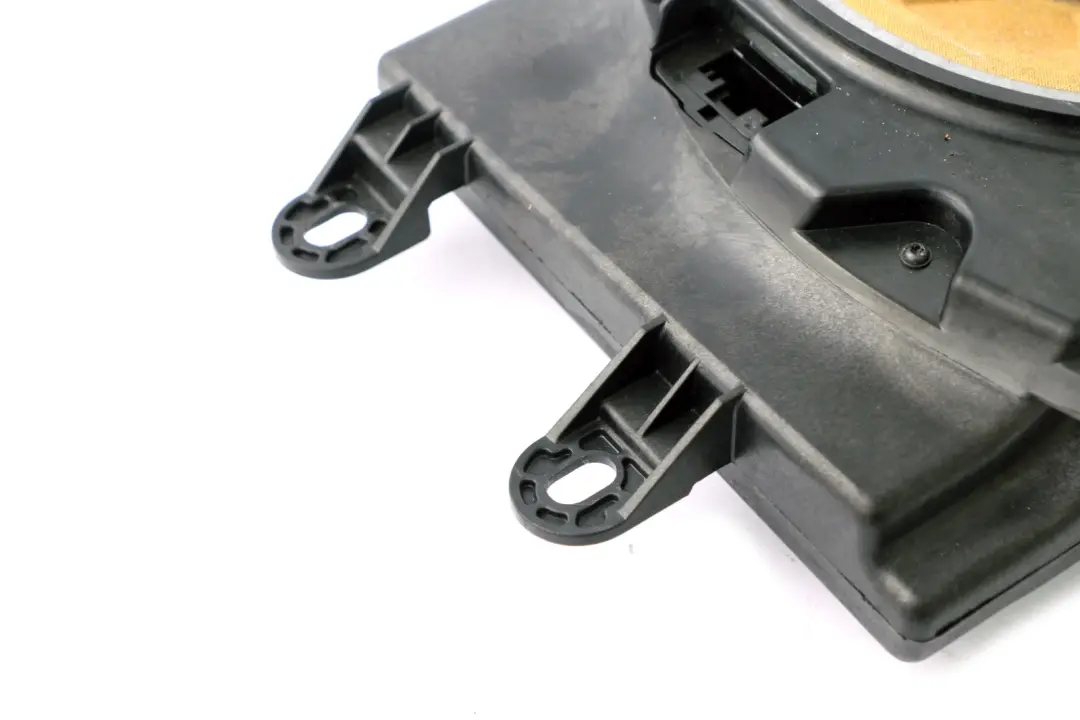 Posizione Woofer SX Logic per BMW E65 E66 E67 con numero di parte 9143137 BMW E65 E66 E67 Posizione Woofer SX Logic - SKU 6907651 - Numero di parte 9143137