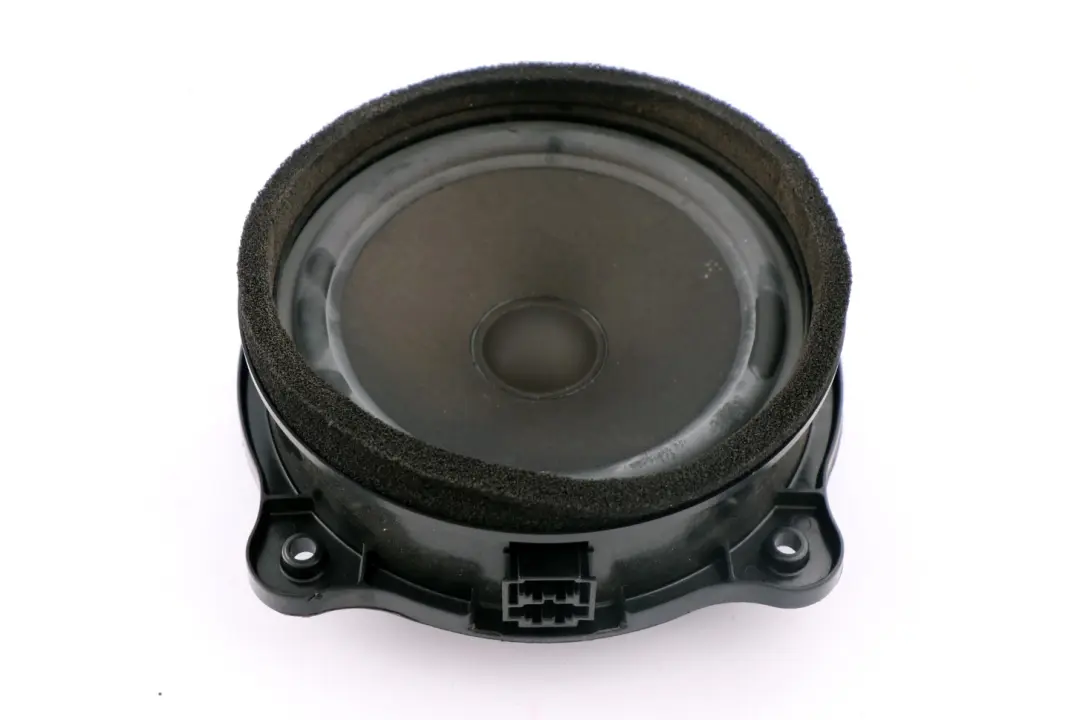 Broadband Loudspeaker Stereo System to BMW 3 Series Compact E46 with Part number 6908379 BMW 3 Series Compact E46 Broadband Loudspeaker Stereo System - SKU 6908379 - Part number 6908379