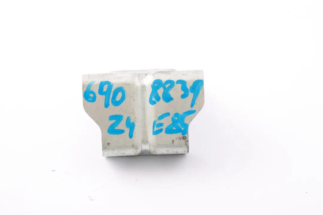 *BMW Z4 er E85 Halter DWA Diebstahlwarnanlage für mit Teilenummer 6908839 *BMW Z4 er E85 Halter DWA Diebstahlwarnanlage - SKU 6908839 - Teilenummer 6908839