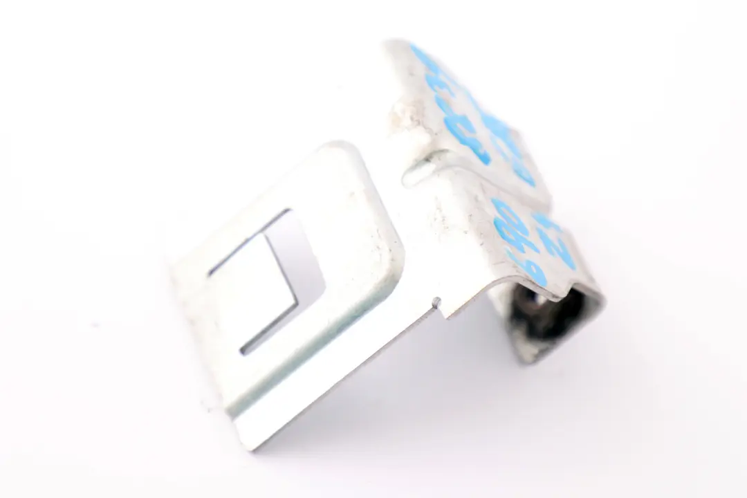 Bracket Holder For DWA Module Alarm System to BMW Z4 Series E85 with Part number 6908839 BMW Z4 Series E85 Bracket Holder For DWA Module Alarm System - SKU 6908839 - Part number 6908839