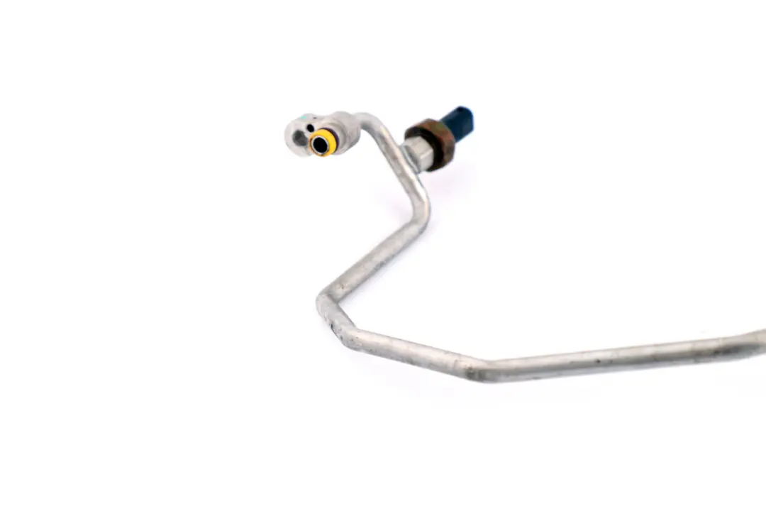 Tubo di Pressione Trockner-Expansionsventil 6453 per BMW Z4 E85 con numero di parte 6909237 BMW Z4 E85 Tubo di Pressione Trockner-Expansionsventil 6453 - SKU 6909237 - Numero di parte 6909237