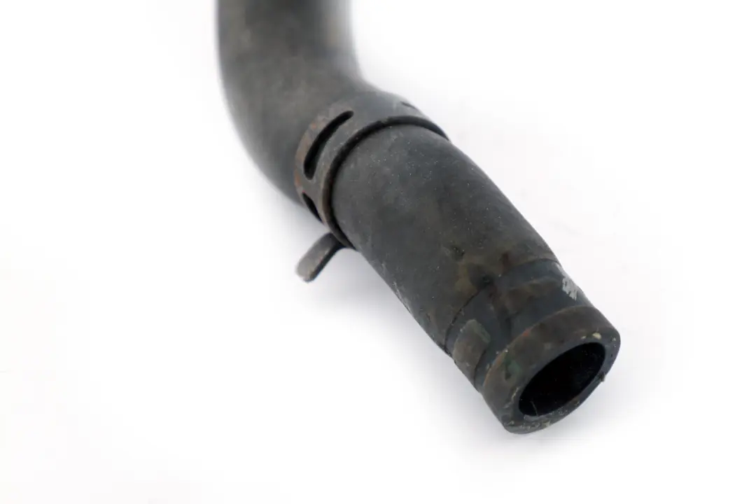 Kühlmittelschlauch für BMW Z4 er E85 mit Teilenummer 6909240 BMW Z4 er E85 Kühlmittelschlauch - SKU 6909240 - Teilenummer 6909240