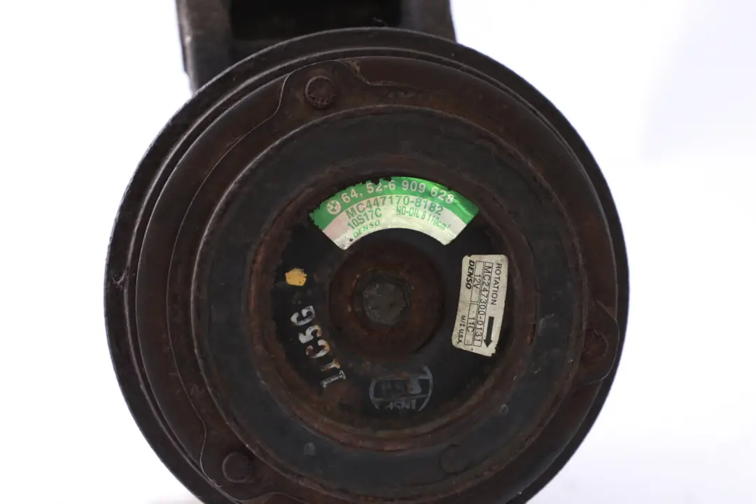 4.4i 4.6is M62 A/C Air Conditioning Compressor Pump to BMW X5 Series E53 with Part number 6909628 BMW X5 Series E53 4.4i 4.6is M62 A/C Air Conditioning Compressor Pump - SKU 6909628 - Part number 6909628