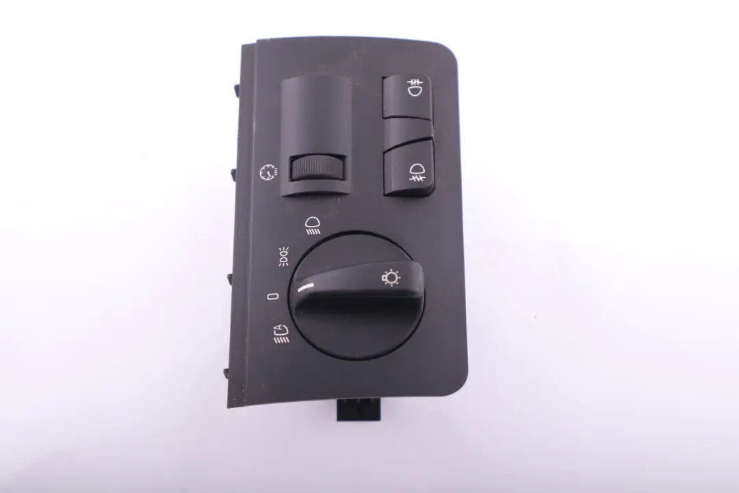 Headlight Fog Light Control Element Lamp Switch Panel to BMW X5 E53 with Part number 61316909775 BMW X5 E53 Headlight Fog Light Control Element Lamp Switch Panel - SKU 6909775 - Part number 61316909775