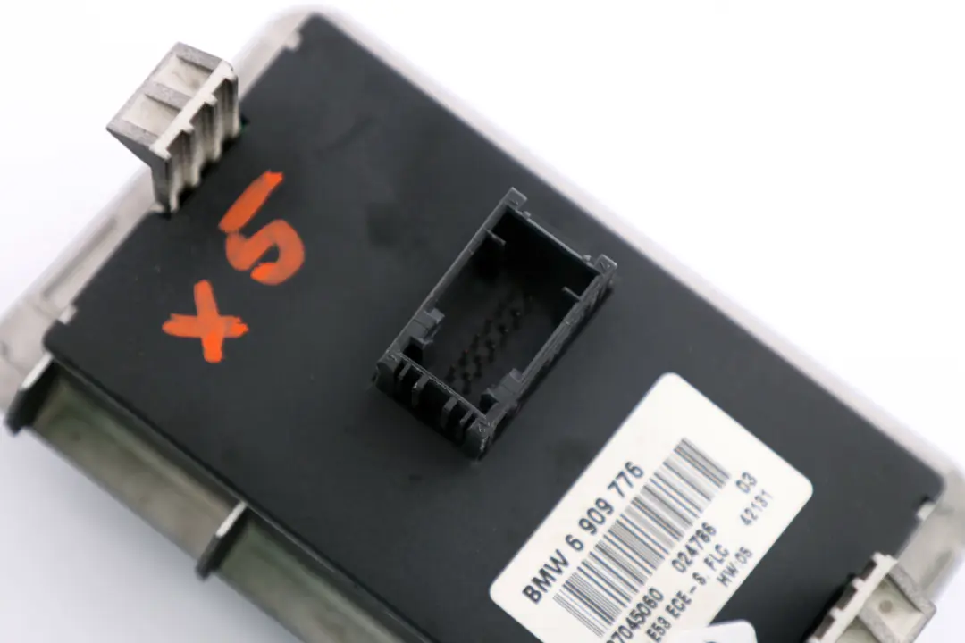 L'Unite D'Exploitation Lumiere 6 pour BMW X5 E53 à propos du numéro de pièce 6909776 BMW X5 E53 L'Unite D'Exploitation Lumiere 6 - SKU 6909776 - Numéro de pièce 6909776