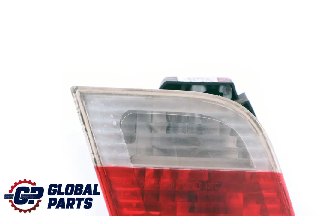 Heckleuchte Heckklappe Links Weiss für BMW 3 er E46 mit Teilenummer 6910537 BMW 3 er E46 Heckleuchte Heckklappe Links Weiss - SKU 6910537 - Teilenummer 6910537