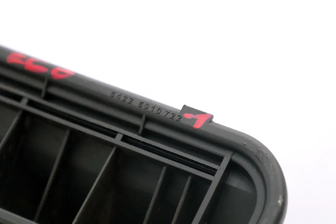 Ventilazione Posteriore Aletta Sfiato per BMW E60 E61 F01 F02 Mini F55 F56 con numero di parte 6910722 BMW E60 E61 F01 F02 Mini F55 F56 Ventilazione Posteriore Aletta Sfiato - SKU 6910722-1 - Numero di parte 6910722