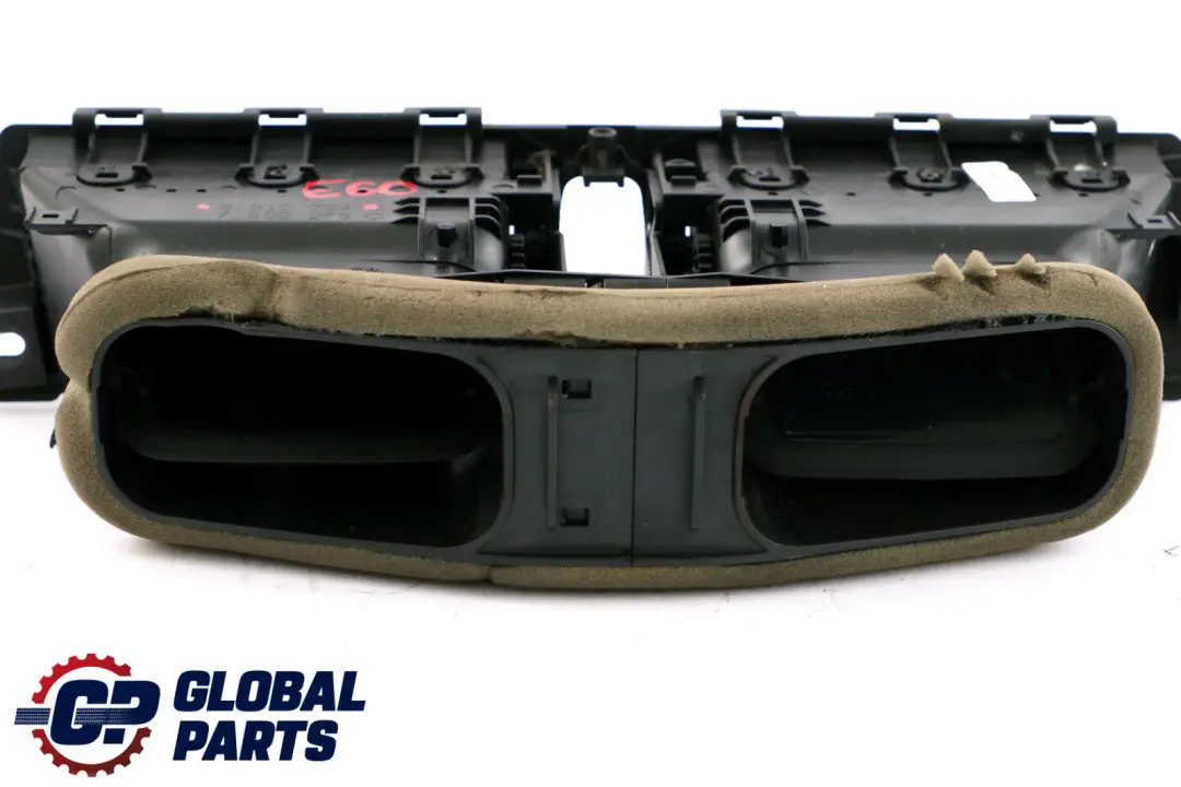 Rejilla De Aire Fresco Centro Dash Vent Negro para BMW E60 E61 con número de pieza 6910734 BMW E60 E61 Rejilla De Aire Fresco Centro Dash Vent Negro - SKU 6910734-1 - Número de pieza 6910734