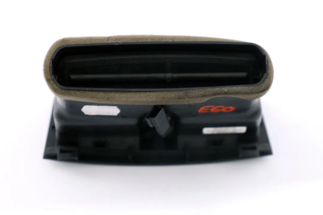 Trasera Consola Central Rejilla De ventilacion De aire fresco Negro para BMW E60 E61 con número de pieza 6910735 BMW E60 E61 Trasera Consola Central Rejilla De ventilacion De aire fresco Negro - SKU 6910735 - Número de pieza 6910735