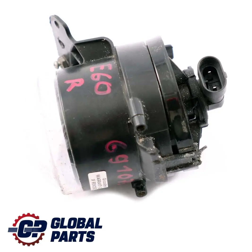 Fendinebbia Lampada Destra per BMW Serie 3 5 1 E60 E61 E90 E91 con numero di parte 6910792 BMW Serie 3 5 1 E60 E61 E90 E91 Fendinebbia Lampada Destra - SKU 6910792-1 - Numero di parte 6910792