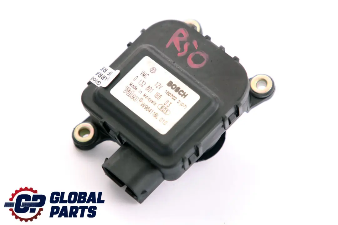 Attuatore controllo temperatura riscaldamento 0132801166 per Mini Cooper One R50 R53 con numero di parte 6910920 Mini Cooper One R50 R53 Attuatore controllo temperatura riscaldamento 0132801166 - SKU 6910920 - Numero di parte 6910920