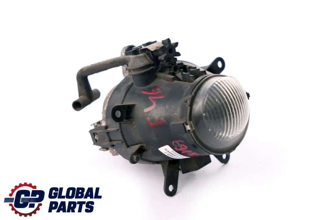Luz Antiniebla Faro Parachoques para BMW E46 con número de pieza 6911007 BMW E46 Luz Antiniebla Faro Parachoques - SKU 6911007 - Número de pieza 6911007