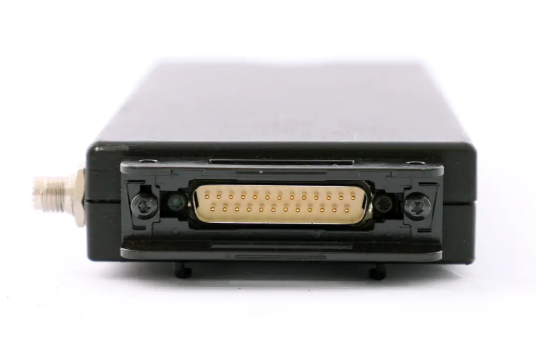 Sende-Empfangsgerät Motorola V Plus für BMW 3 5 X5 er E39 E46 E53 mit Teilenummer 6911042 BMW 3 5 X5 er E39 E46 E53 Sende-Empfangsgerät Motorola V Plus - SKU 6911042 - Teilenummer 6911042