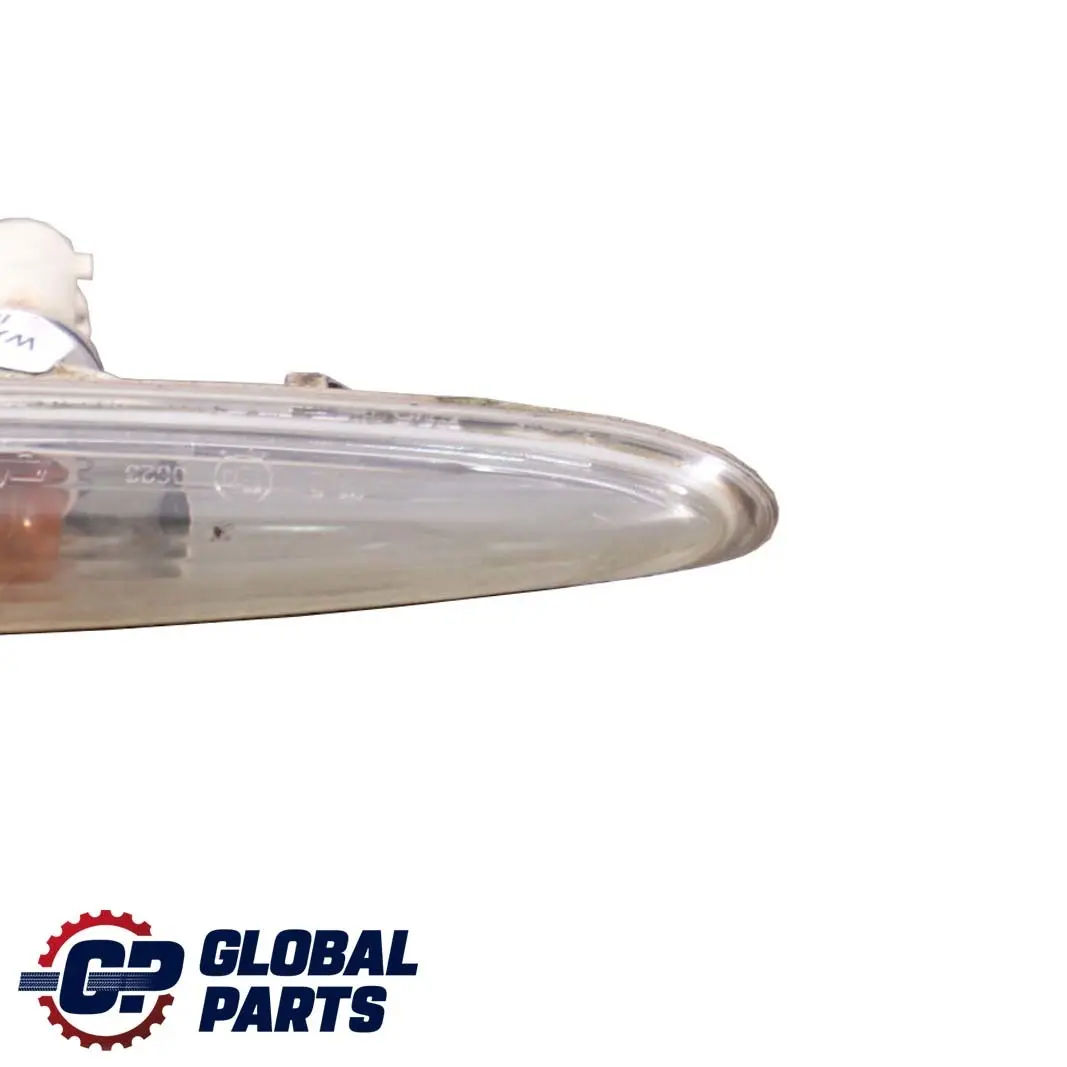 Clignotant Supplementaire Clignotant Blanc a Gauche 6911371 pour BMW E46 1 à propos du numéro de pièce 66911371 BMW E46 1 Clignotant Supplementaire Clignotant Blanc a Gauche 6911371 - SKU 6911371-1 - Numéro de pièce 66911371