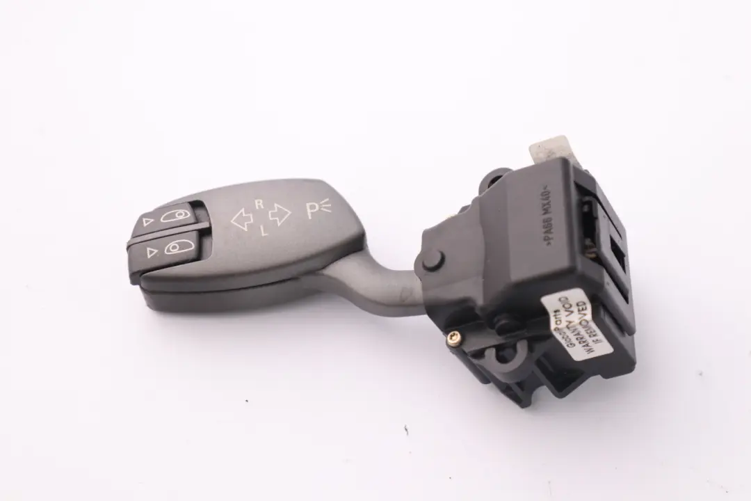 Reihe E65 E66 Schalter Blink-Abblend-Fernlicht 6131 für BMW 7 mit Teilenummer 6911516 BMW 7 Reihe E65 E66 Schalter Blink-Abblend-Fernlicht 6131 - SKU 6911516 - Teilenummer 6911516