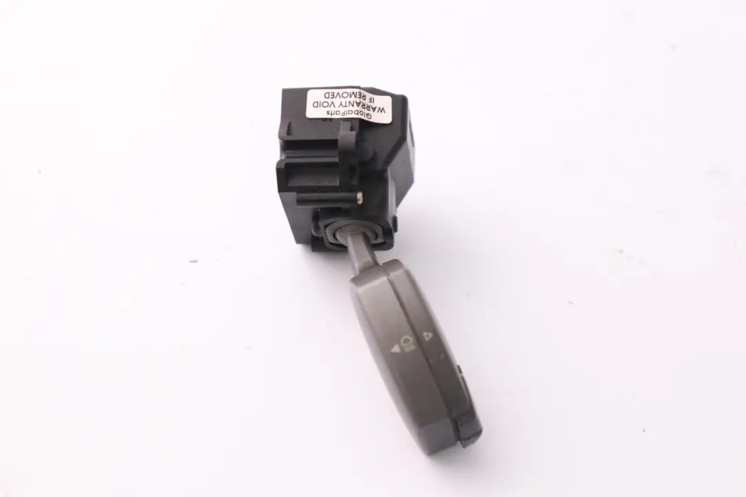 Reihe E65 E66 Schalter Blink-Abblend-Fernlicht 6131 für BMW 7 mit Teilenummer 6911516 BMW 7 Reihe E65 E66 Schalter Blink-Abblend-Fernlicht 6131 - SKU 6911516 - Teilenummer 6911516