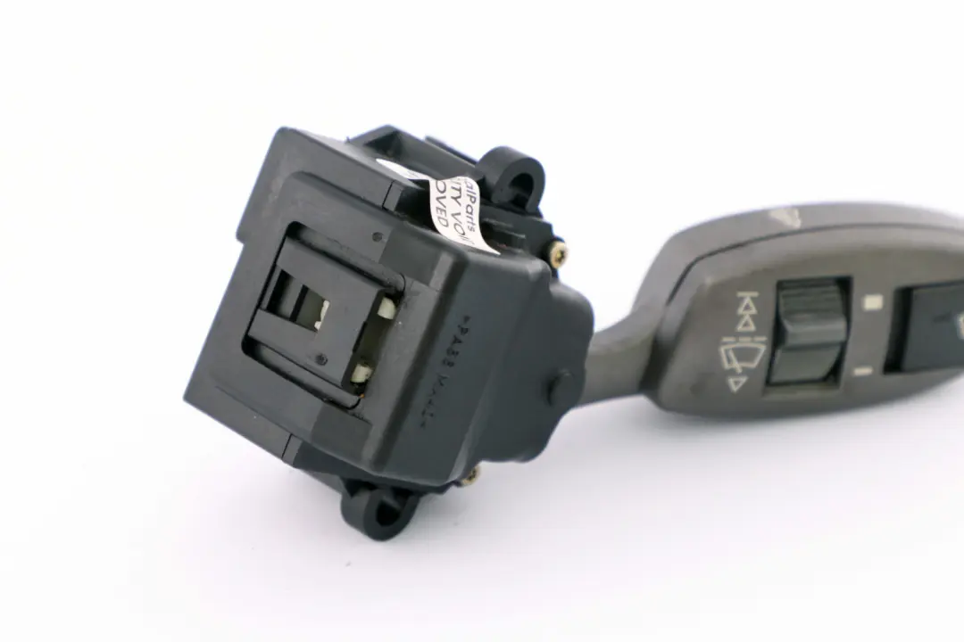 Reihe E65 E66 E67 Schalter Scheibenwischer 6131 für BMW 7 mit Teilenummer 61316911519 BMW 7 Reihe E65 E66 E67 Schalter Scheibenwischer 6131 - SKU 6911519 - Teilenummer 61316911519