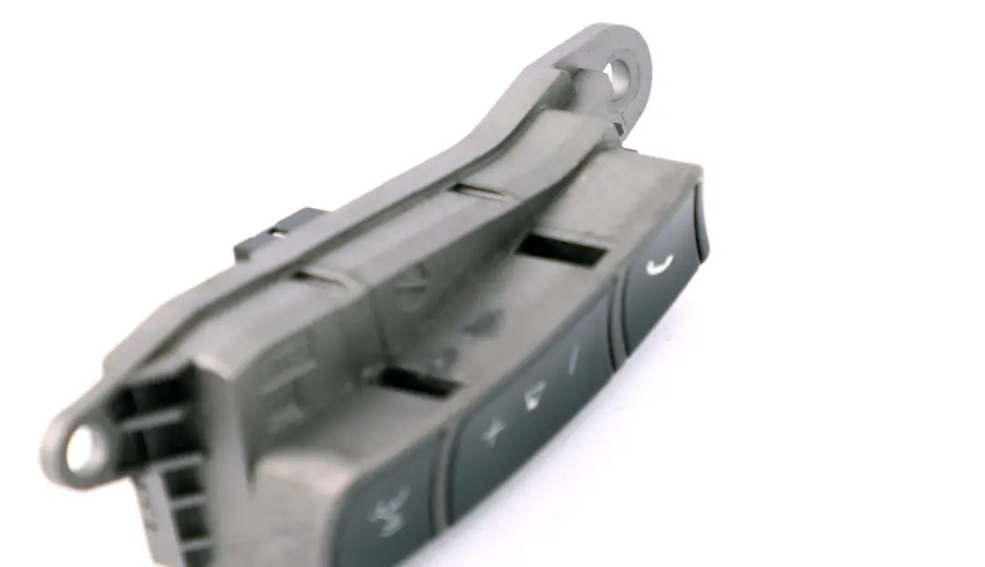 Interrupteur Mfl a Gauche 6131 pour BMW 7 Serie E65 E66 à propos du numéro de pièce 6911585 BMW 7 Serie E65 E66 Interrupteur Mfl a Gauche 6131 - SKU 6911585 - Numéro de pièce 6911585