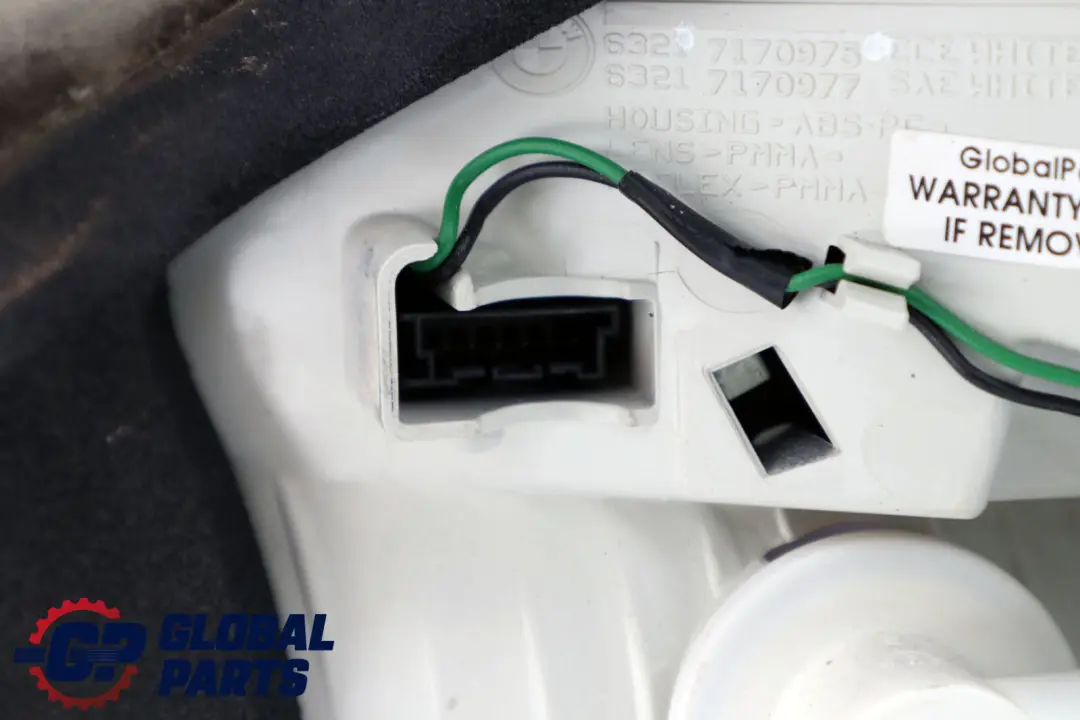 Lampa Lewy Tył Lewa Tylna do BMW E63 E64 o numerze 7170975 BMW E63 E64 Lampa Lewy Tył Lewa Tylna - SKU 6911891 - Numer Części 7170975