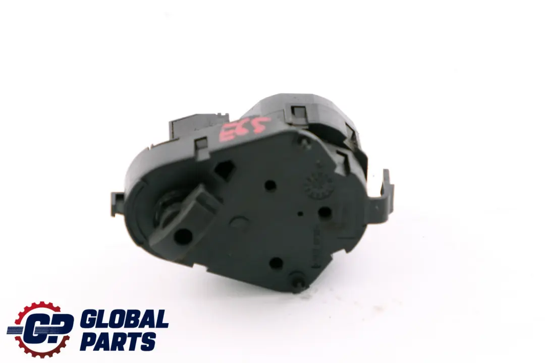 Heater Actuator Air Recycling Flap to BMW 7 Series E65 E66 E67 with Part number 6911915 BMW 7 Series E65 E66 E67 Heater Actuator Air Recycling Flap - SKU 6911915 - Part number 6911915