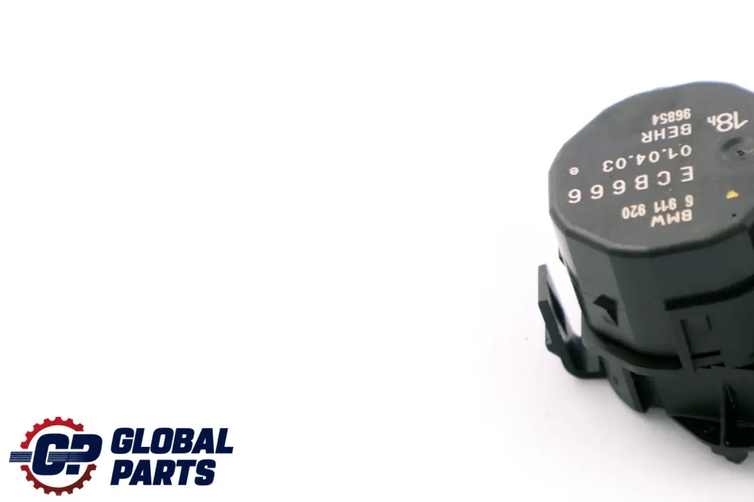 Actionneur du volet de chauffage du compartiment droit pour BMW E65 E66 E67 à propos du numéro de pièce 6911920 BMW E65 E66 E67 Actionneur du volet de chauffage du compartiment droit - SKU 6911920 - Numéro de pièce 6911920