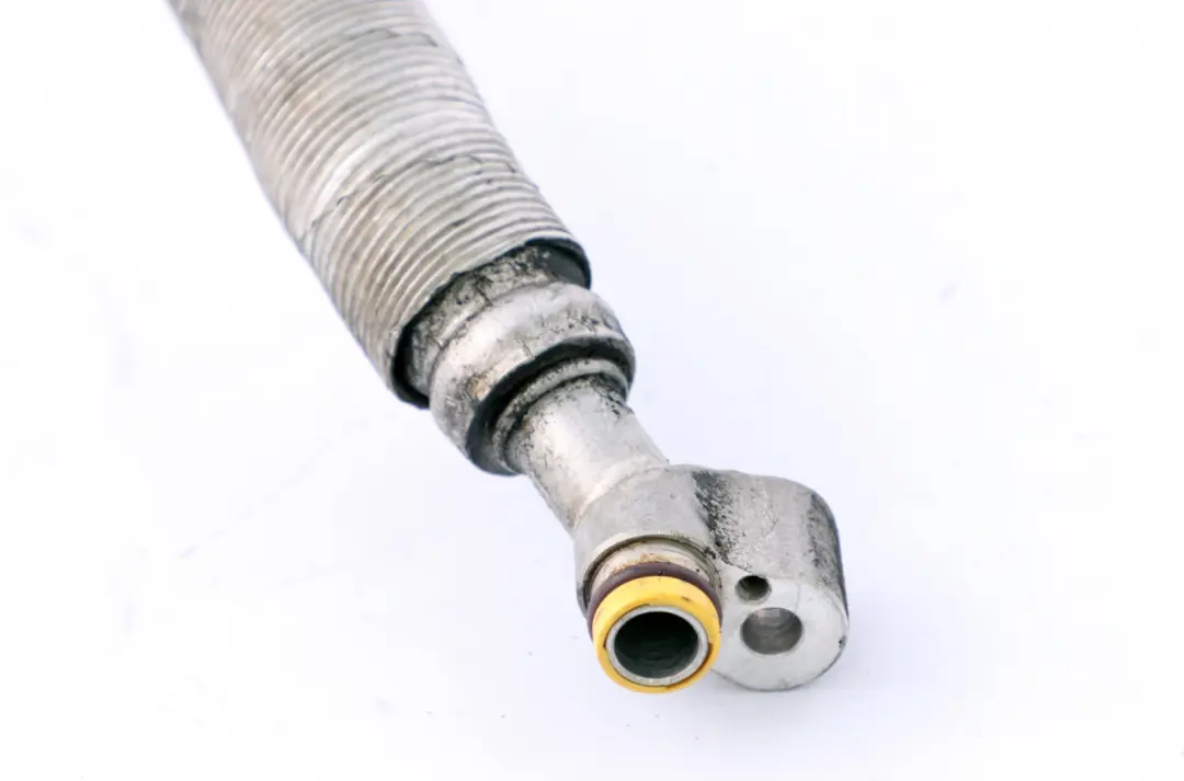 N62 Tubo De aspiracion del refrigerante Gasolina para BMW E60 E61 E63 E64 con número de pieza 6911945 BMW E60 E61 E63 E64 N62 Tubo De aspiracion del refrigerante Gasolina - SKU 6911945 - Número de pieza 6911945