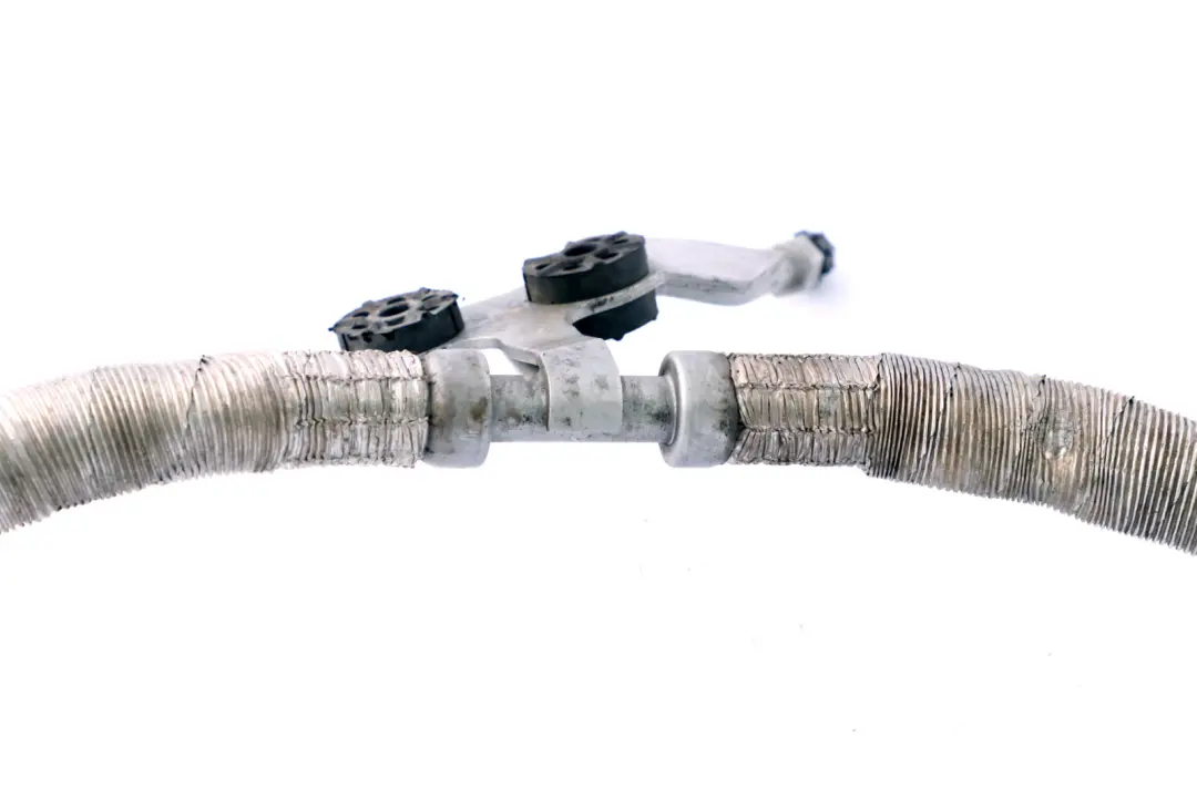 N62 Coolant Suction Pipe Hose Petrol to BMW 5 6 Series E60 E61 E63 E64 with Part number 6911945 BMW 5 6 Series E60 E61 E63 E64 N62 Coolant Suction Pipe Hose Petrol - SKU 6911945 - Part number 6911945