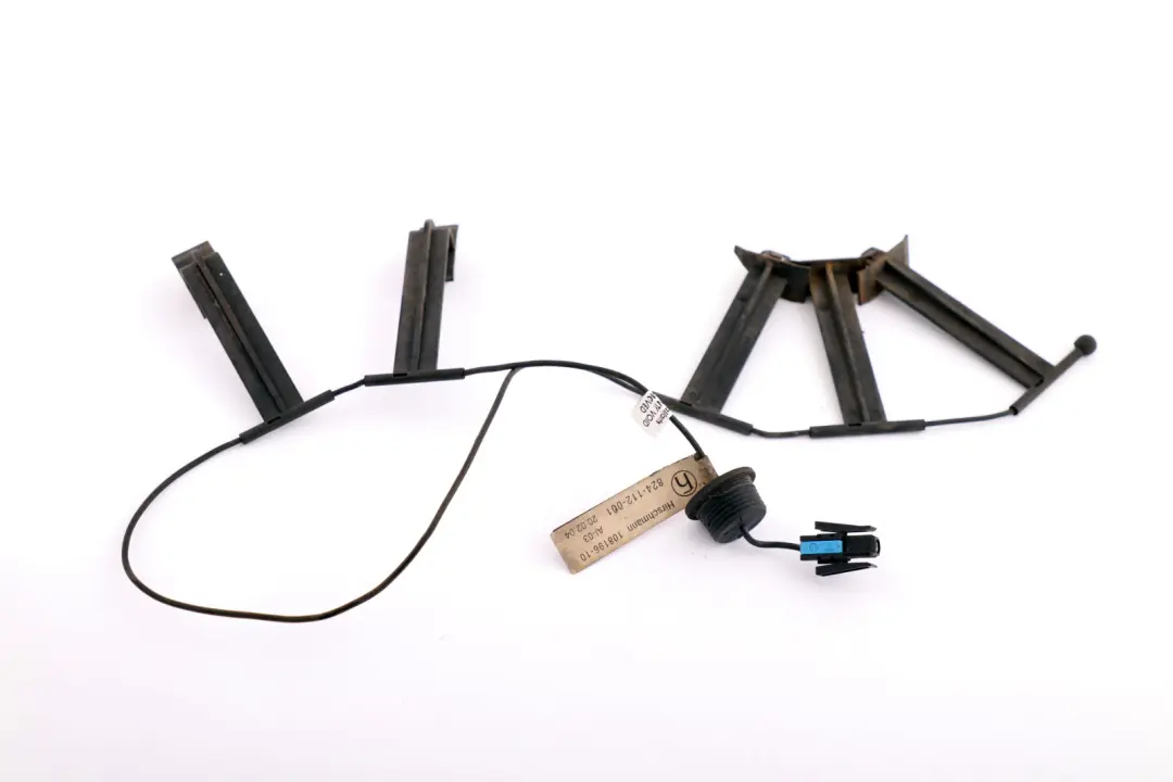 Antena montada en el parachoques trasero FM para BMW Z4 E85 con número de pieza 6912244 BMW Z4 E85 Antena montada en el parachoques trasero FM - SKU 6912244 - Número de pieza 6912244