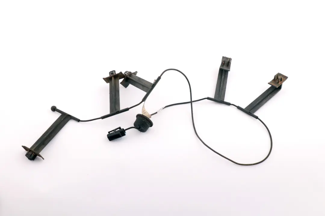 Antenna Montata Sul Paraurti Posteriore FM per BMW Z4 E85 con numero di parte 6912244 BMW Z4 E85 Antenna Montata Sul Paraurti Posteriore FM - SKU 6912244 - Numero di parte 6912244