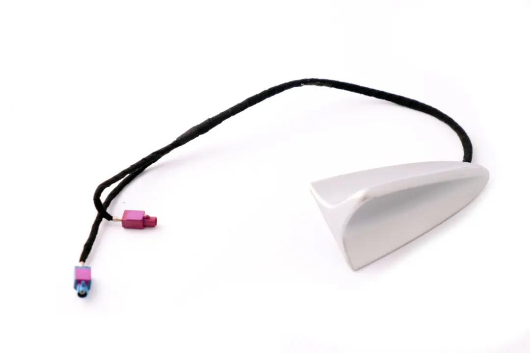 Antena Telefonica Multi-Banda Titansilber Titan Silver para BMW E65 E66 E67 con número de pieza 6912247 BMW E65 E66 E67 Antena Telefonica Multi-Banda Titansilber Titan Silver - SKU 6912247 - Número de pieza 6912247