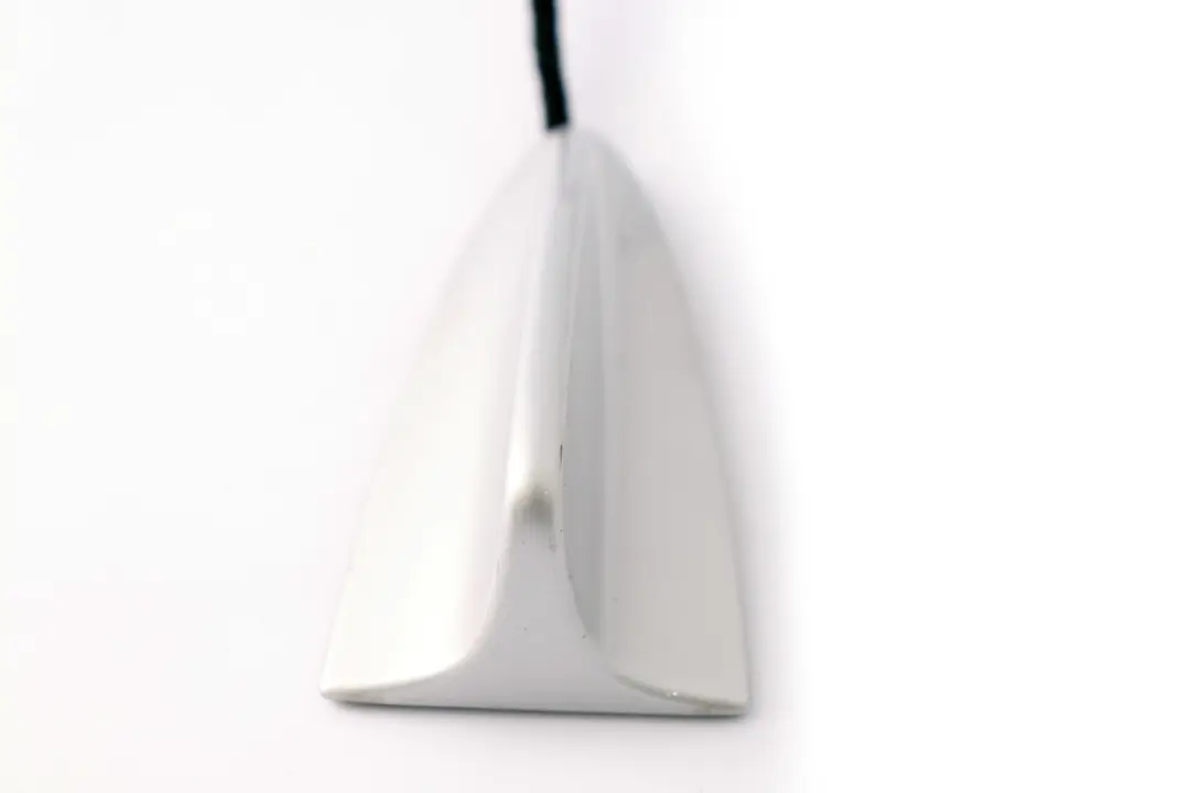 Antenna Telefonica Multibanda Titansilber Argento Titano per BMW E65 E66 E67 con numero di parte 6912247 BMW E65 E66 E67 Antenna Telefonica Multibanda Titansilber Argento Titano - SKU 6912247 - Numero di parte 6912247