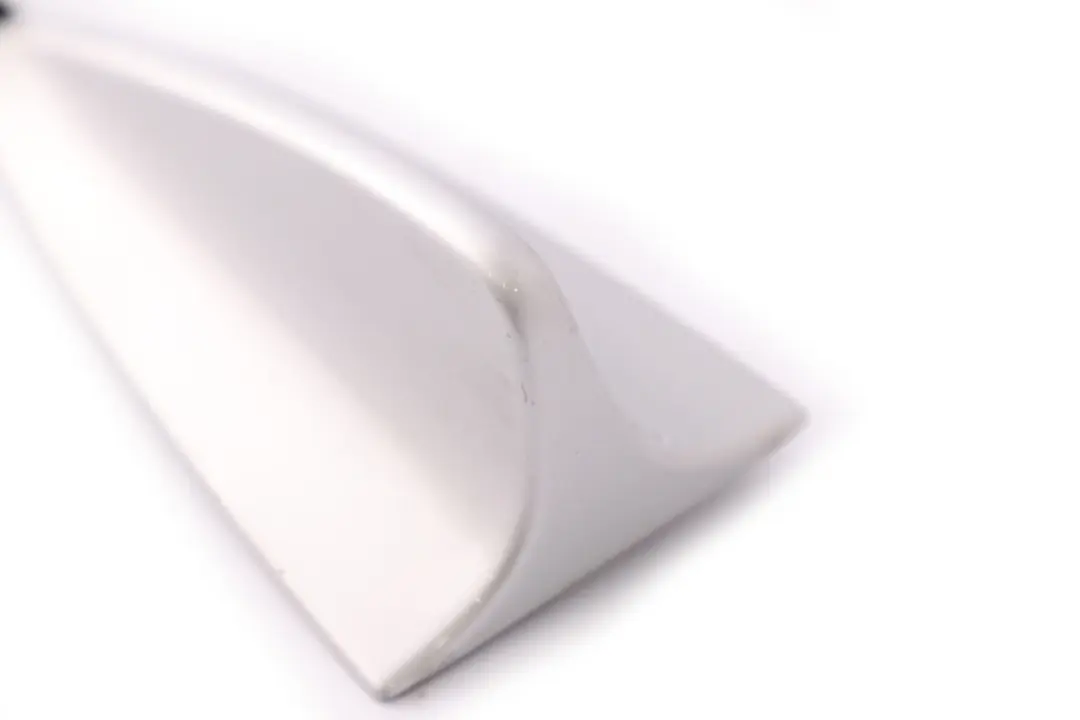 Telephone Antenna Multi-Band Titansilber Titan Silver to BMW 7 Series E65 E66 E67 with Part number 6912247 BMW 7 Series E65 E66 E67 Telephone Antenna Multi-Band Titansilber Titan Silver - SKU 6912247 - Part number 6912247