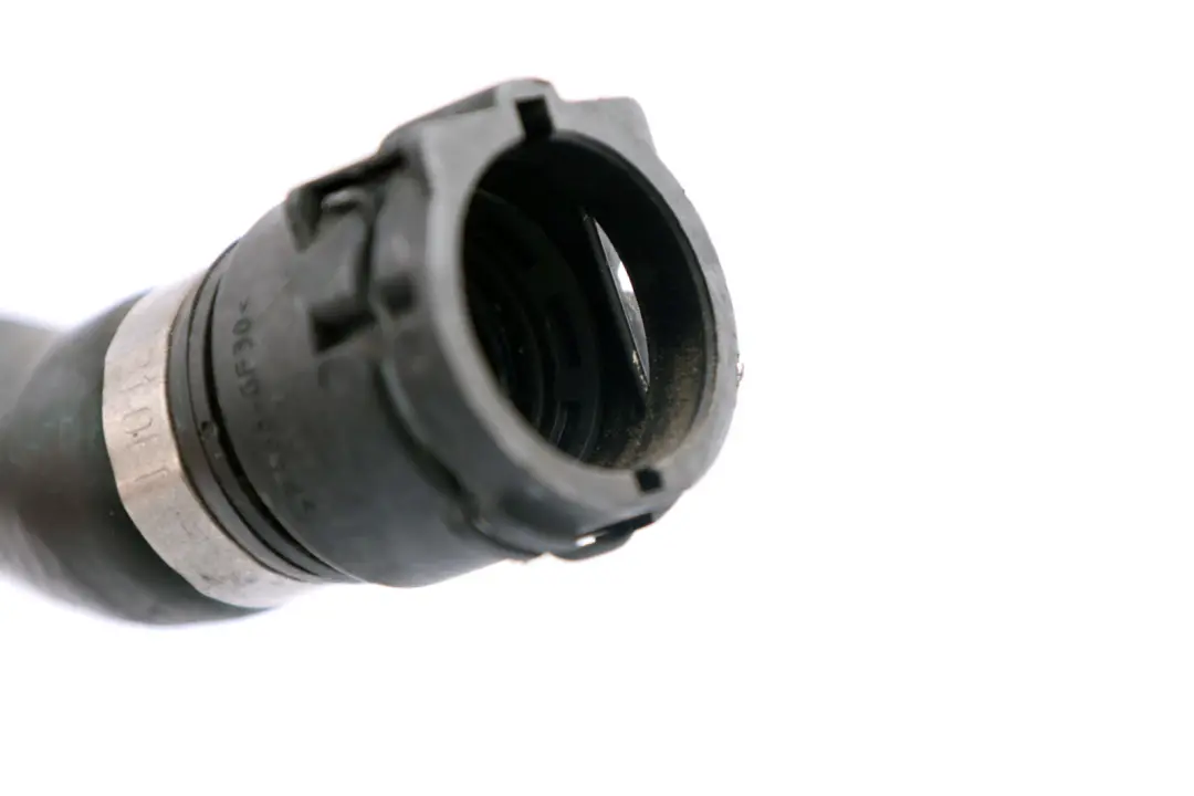 Radiateur Pompe à eau Tuyau pour BMW E60 E63 E64 LCI à propos du numéro de pièce 6912710 BMW E60 E63 E64 LCI Radiateur Pompe à eau Tuyau - SKU 6912710 - Numéro de pièce 6912710