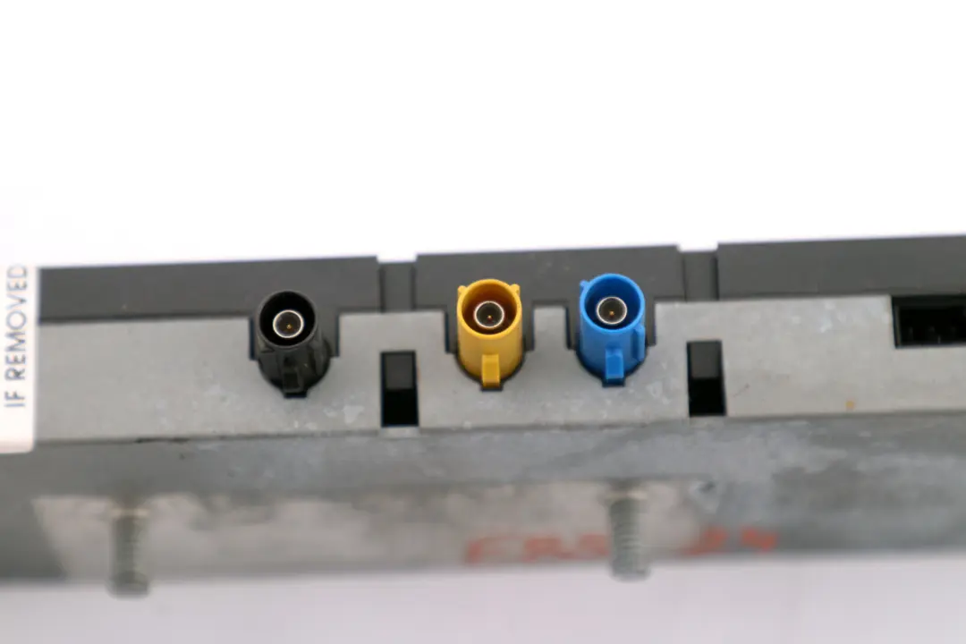 Antennenverstärker Diversity für BMW E46 Z4 E85 E86 mit Teilenummer 6912817 BMW E46 Z4 E85 E86 Antennenverstärker Diversity - SKU 6912817 - Teilenummer 6912817