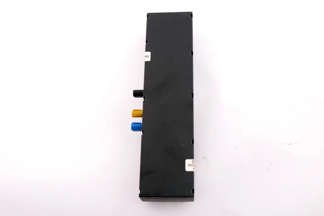 Wzmacniacz anteny Diversity do BMW E46 E85 E86 Z4 o numerze 6912817 BMW E46 E85 E86 Z4 Wzmacniacz anteny Diversity - SKU 6912817 - Numer Części 6912817