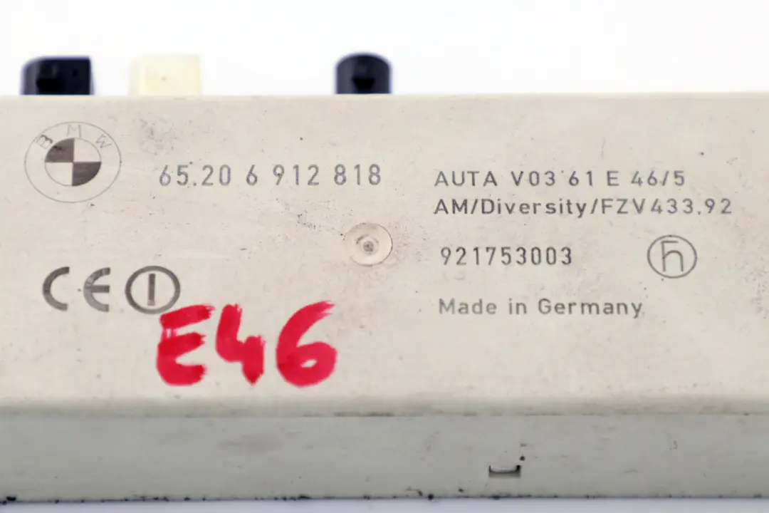 Radio Antenna Amplifier Diversity 434 MHZ to BMW 3 Series E46 with Part number 6912818 BMW 3 Series E46 Radio Antenna Amplifier Diversity 434 MHZ - SKU 6912818 - Part number 6912818