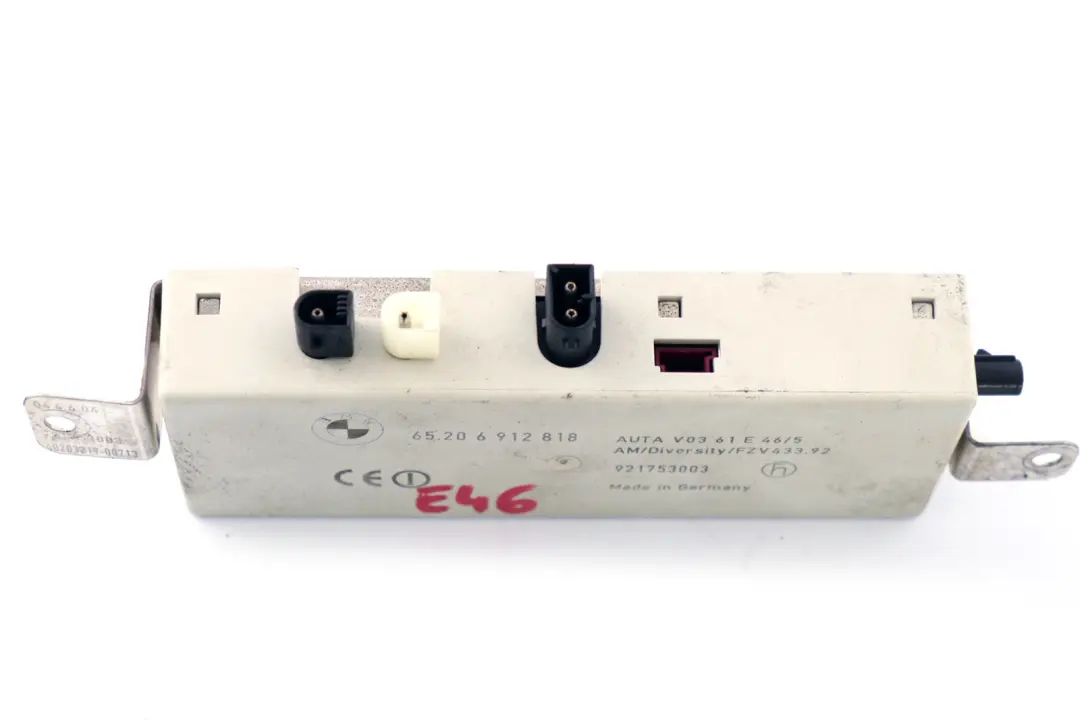 Radio Antenna Amplifier Diversity 434 MHZ to BMW 3 Series E46 with Part number 6912818 BMW 3 Series E46 Radio Antenna Amplifier Diversity 434 MHZ - SKU 6912818 - Part number 6912818