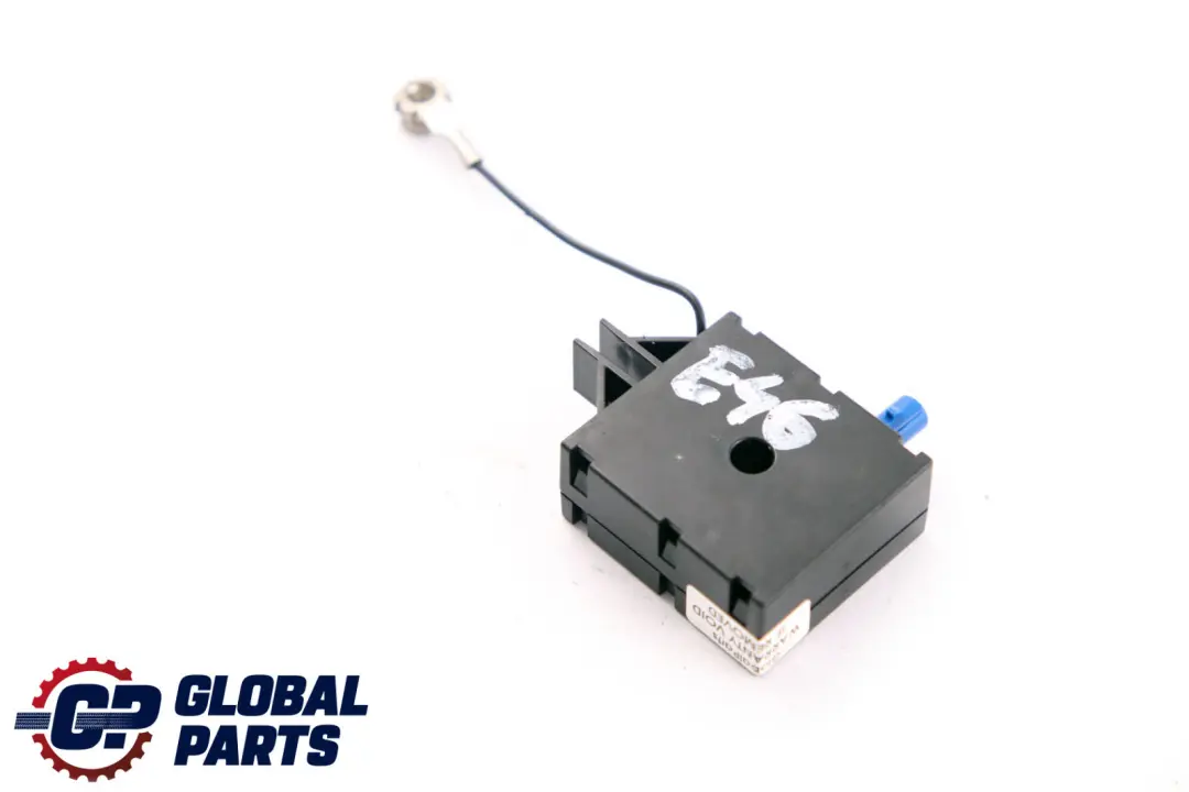 Antenna Aerial Amplifier AM/FM to BMW E46 Rear with Part number 6912824 BMW E46 Rear Antenna Aerial Amplifier AM/FM - SKU 6912824 - Part number 6912824
