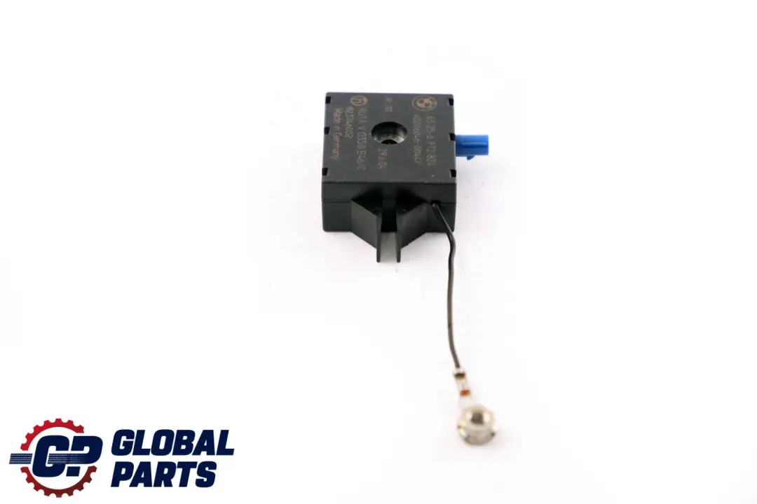 Antenna Aerial Amplifier AM/FM to BMW E46 Rear with Part number 6912824 BMW E46 Rear Antenna Aerial Amplifier AM/FM - SKU 6912824 - Part number 6912824